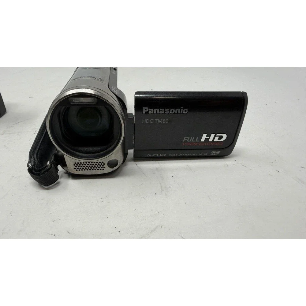 Panasonic HDC-TM60 HD Camcorder 16GB w/Battery and Charger – Tested